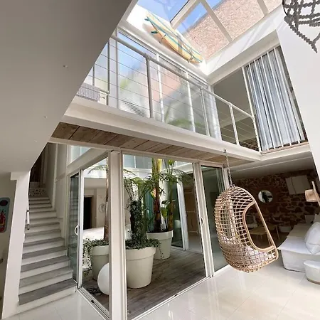 Maison En Plein Centre De Cannes
