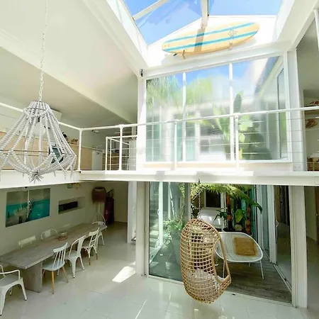 Maison En Plein Centre De Villa *