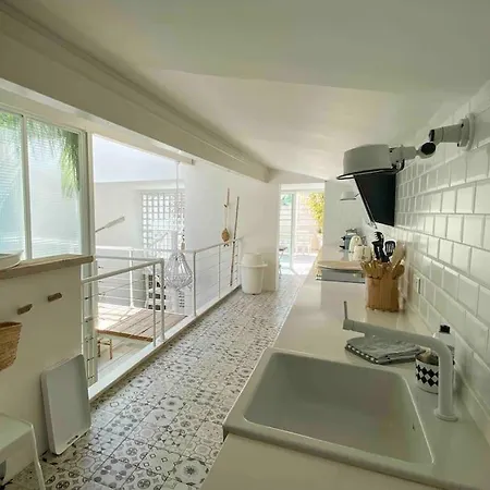 Maison En Plein Centre De Villa Cannes